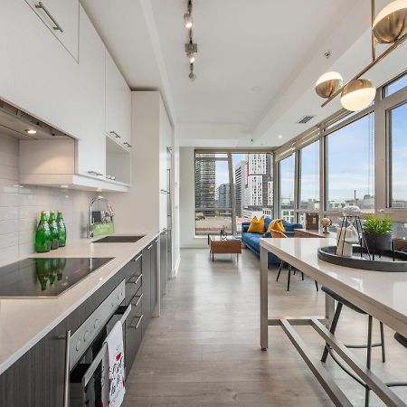 Luxury 2 Bedroom In The Heart Of Entertainment District W/ Cn Tower View Toronto Ngoại thất bức ảnh