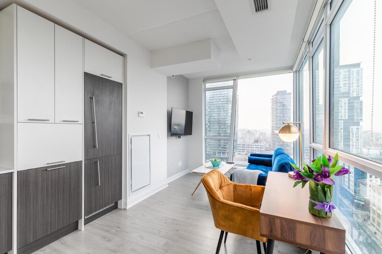 Luxury 2 Bedroom In The Heart Of Entertainment District W/ Cn Tower View Toronto Ngoại thất bức ảnh