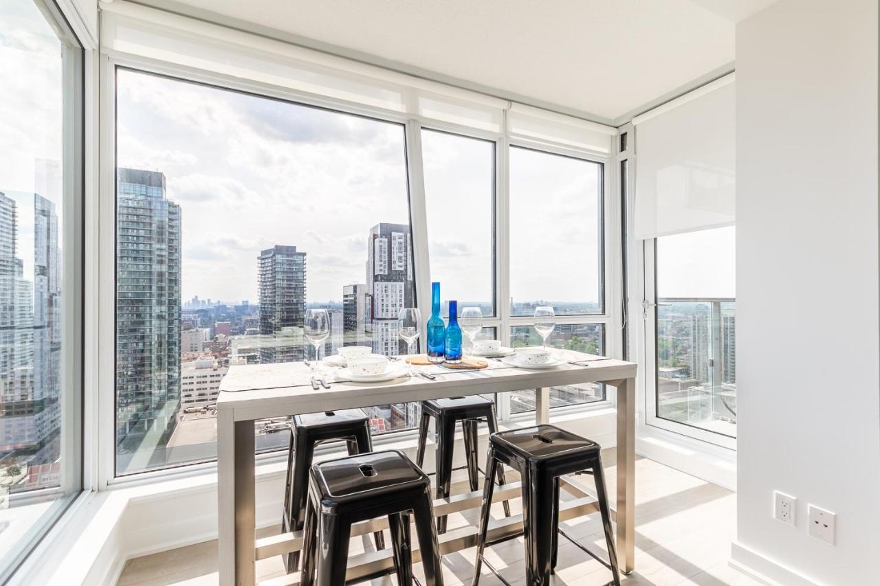 Luxury 2 Bedroom In The Heart Of Entertainment District W/ Cn Tower View Toronto Ngoại thất bức ảnh