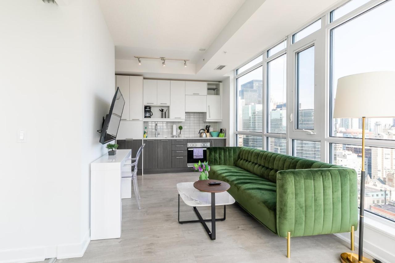 Luxury 2 Bedroom In The Heart Of Entertainment District W/ Cn Tower View Toronto Ngoại thất bức ảnh